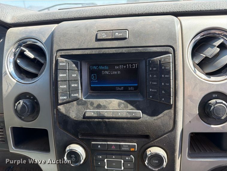 image for item FK4664 2013 Ford F-150 Crew Cab pickup truck