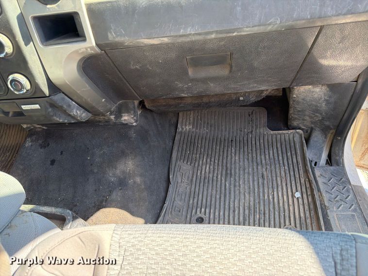 image for item FK4664 2013 Ford F-150 Crew Cab pickup truck