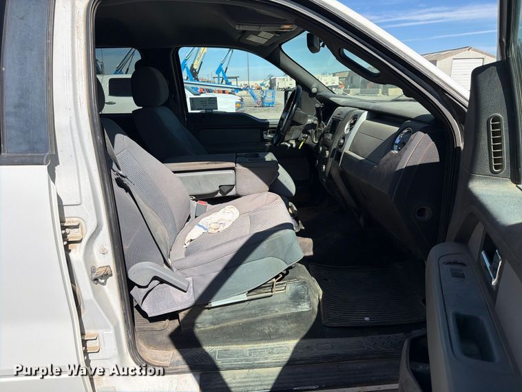 image for item FK4664 2013 Ford F-150 Crew Cab pickup truck