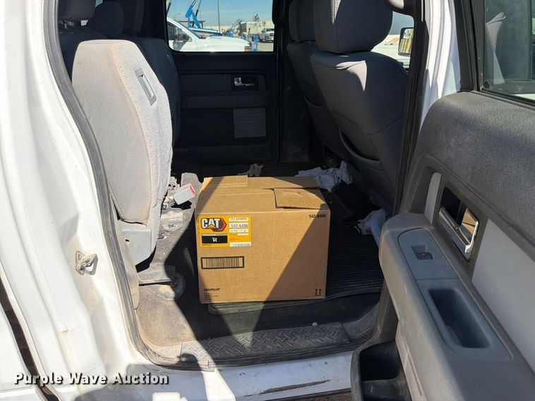 image for item FK4664 2013 Ford F-150 Crew Cab pickup truck