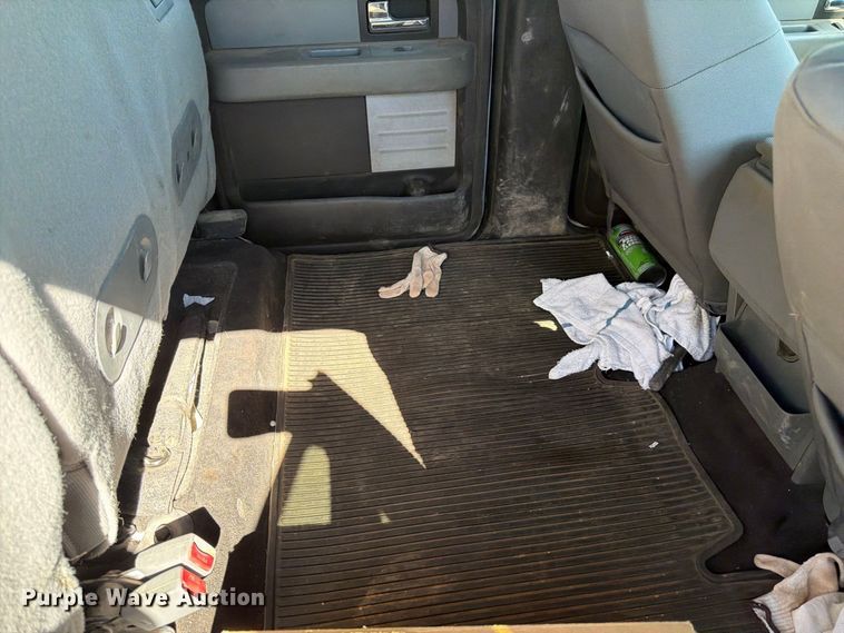 image for item FK4664 2013 Ford F-150 Crew Cab pickup truck