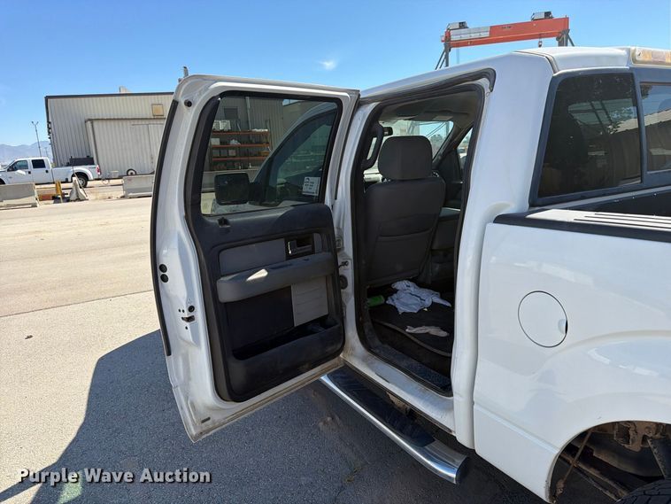 image for item FK4664 2013 Ford F-150 Crew Cab pickup truck
