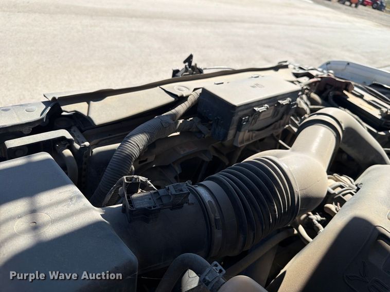 image for item FK4664 2013 Ford F-150 Crew Cab pickup truck