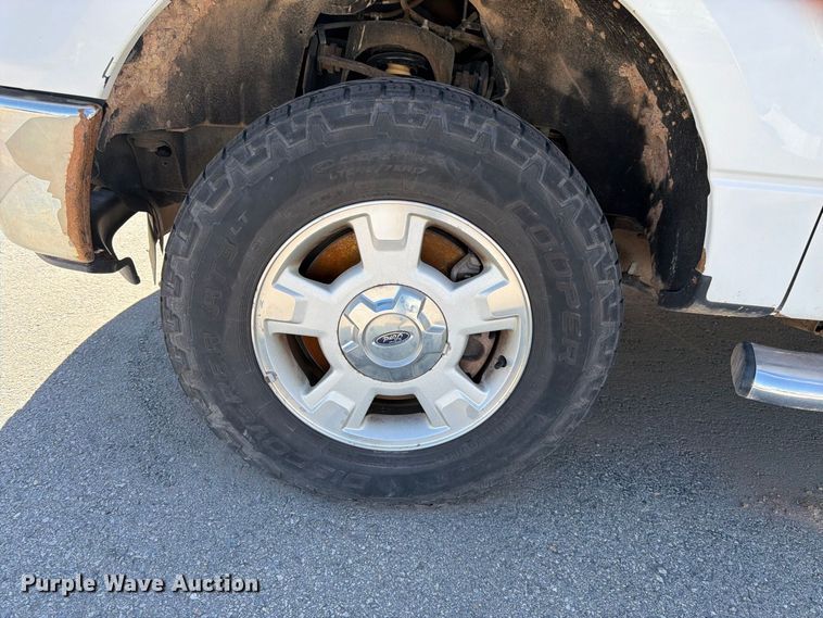 image for item FK4664 2013 Ford F-150 Crew Cab pickup truck