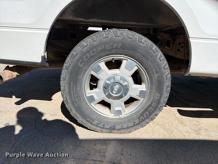 image for item FK4664 2013 Ford F-150 Crew Cab pickup truck