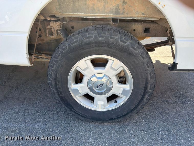 image for item FK4664 2013 Ford F-150 Crew Cab pickup truck