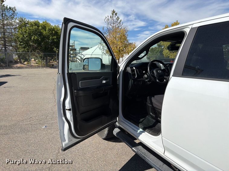 image for item FK4665 2021 RAM 2500 Crew Cab pickup truck