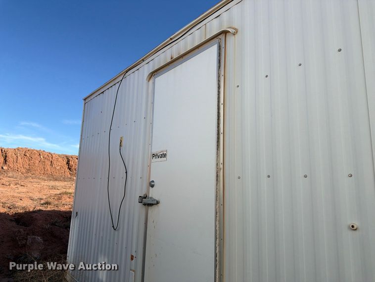 image for item FK4669 Skid mounted living quarters