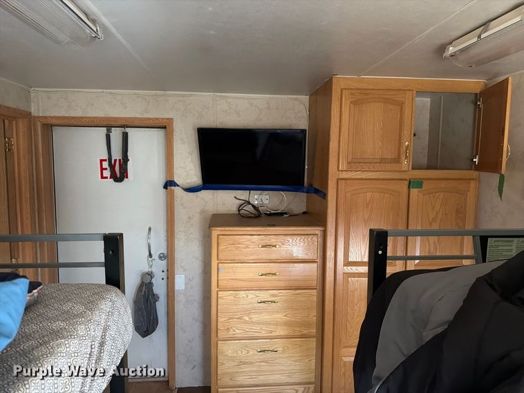 image for item FK4669 Skid mounted living quarters
