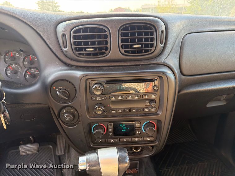 image for item FK5251 2006 Chevrolet Trailblazer SUV