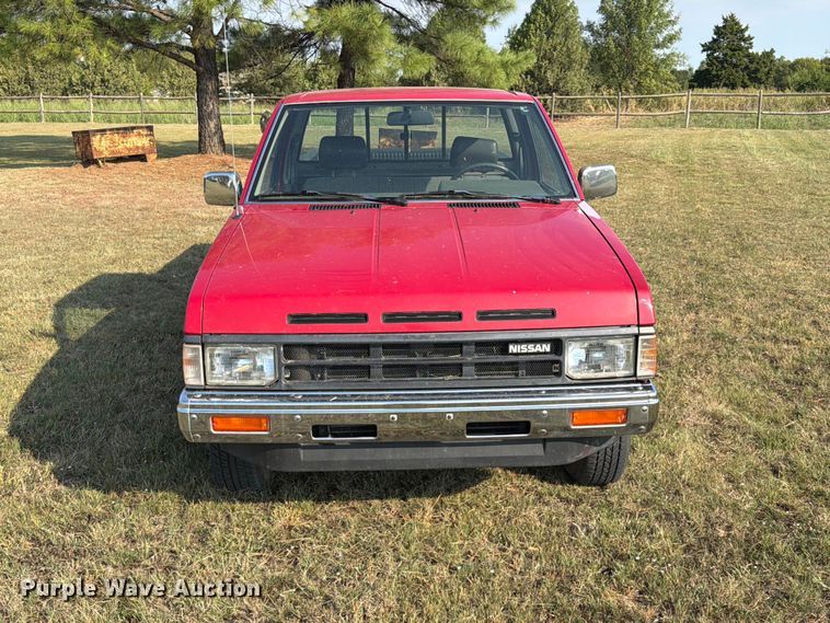 image for item FK5253 1988 Nissan Pickup Ext. Cab pickup truck