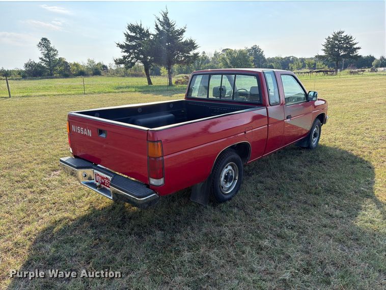 image for item FK5253 1988 Nissan Pickup Ext. Cab pickup truck