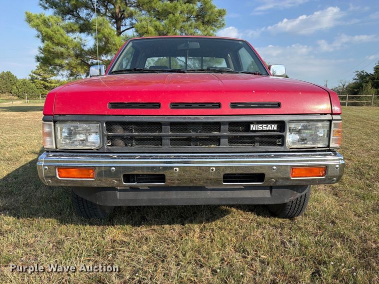 image for item FK5253 1988 Nissan Pickup Ext. Cab pickup truck