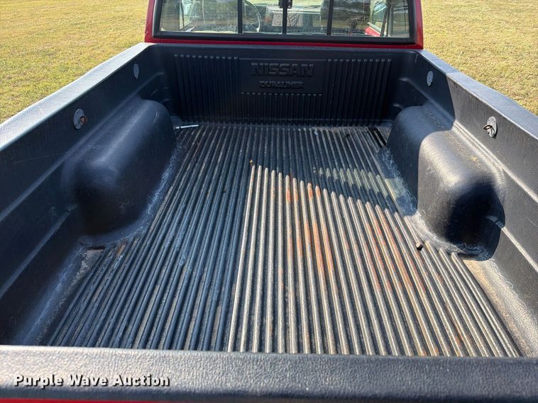 image for item FK5253 1988 Nissan Pickup Ext. Cab pickup truck