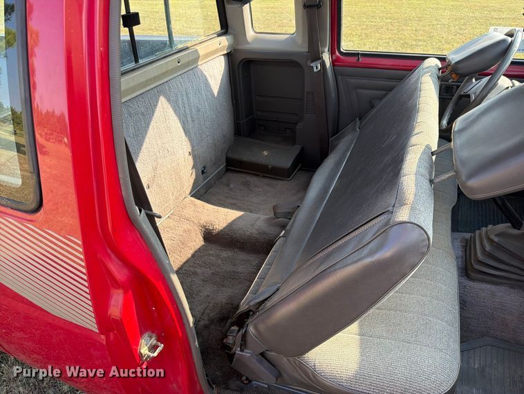 image for item FK5253 1988 Nissan Pickup Ext. Cab pickup truck