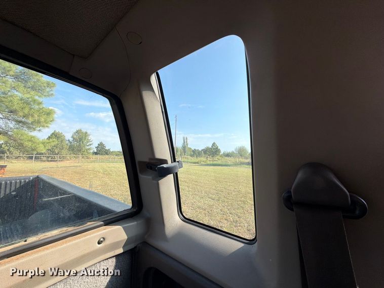 image for item FK5253 1988 Nissan Pickup Ext. Cab pickup truck