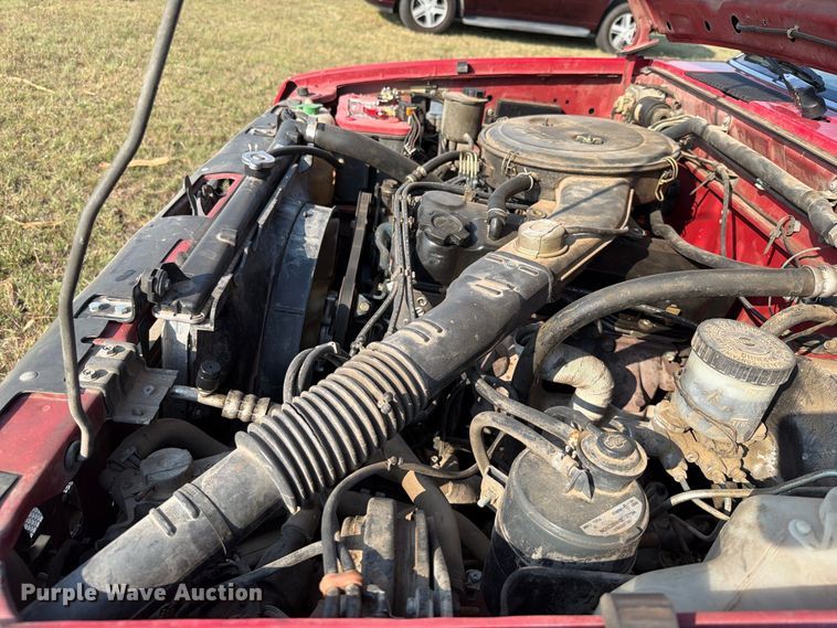 image for item FK5253 1988 Nissan Pickup Ext. Cab pickup truck