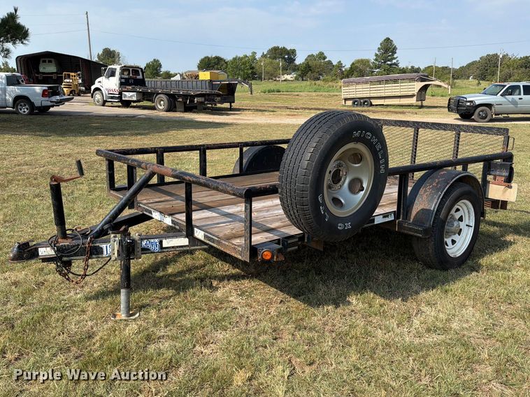 image for item FK5260 2012 Texas Bragg utility trailer