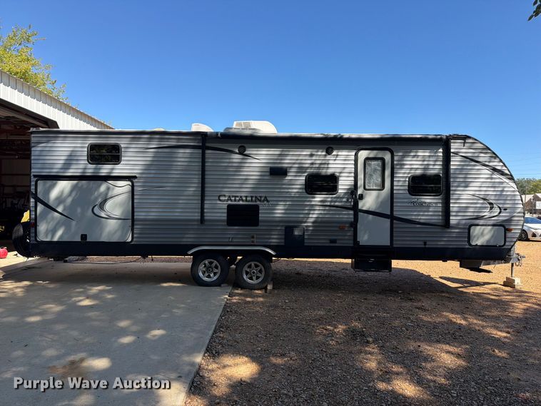 image for item FK5289 2017 Forest River Catalina 301BHSCK camper
