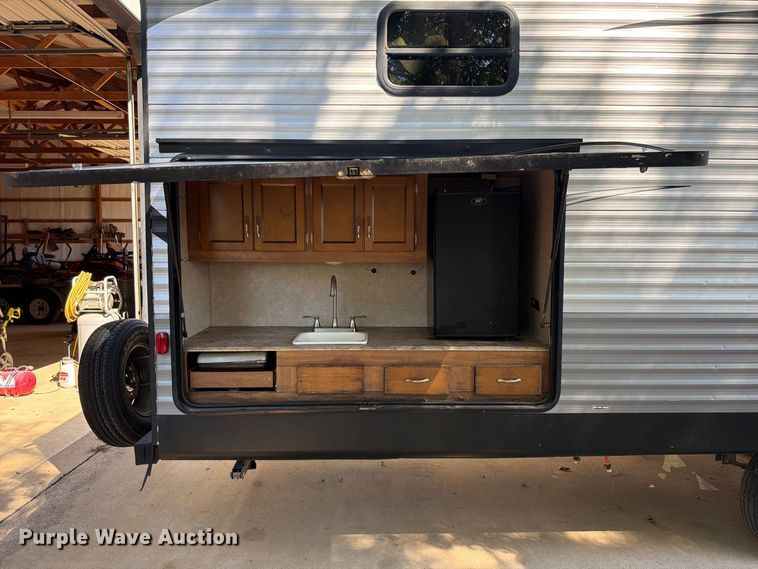 image for item FK5289 2017 Forest River Catalina 301BHSCK camper