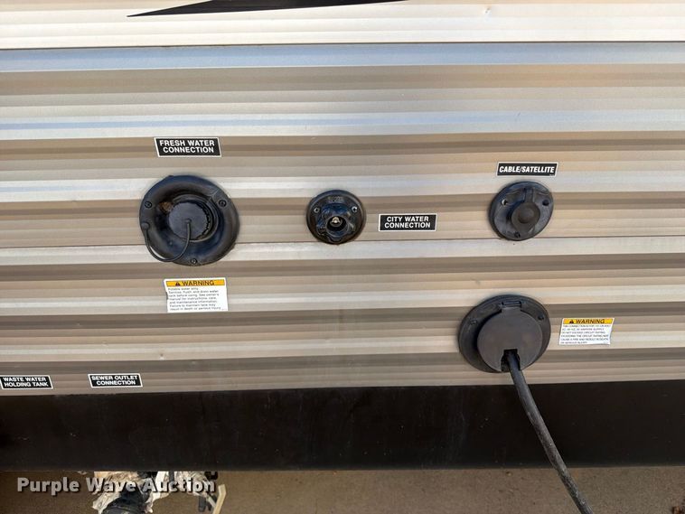 image for item FK5289 2017 Forest River Catalina 301BHSCK camper