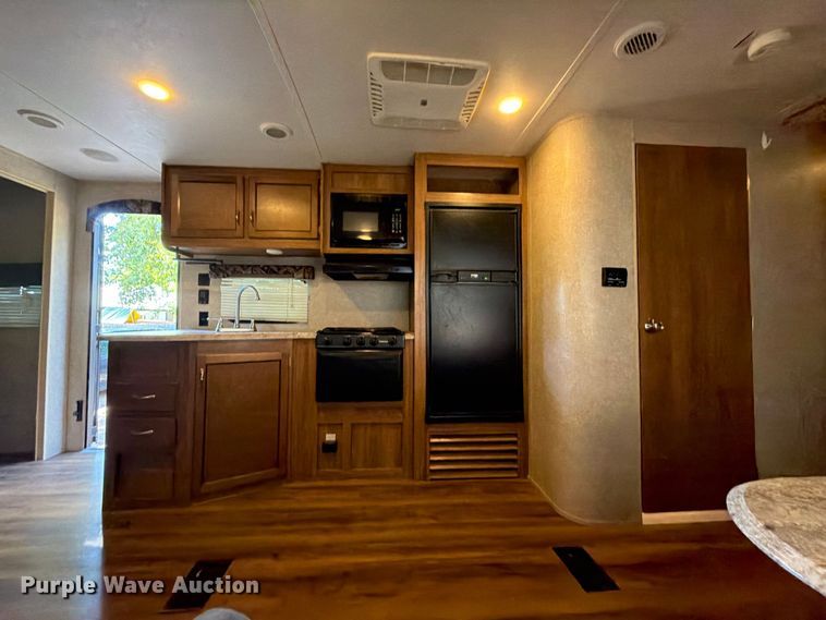 image for item FK5289 2017 Forest River Catalina 301BHSCK camper