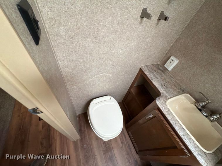 image for item FK5289 2017 Forest River Catalina 301BHSCK camper