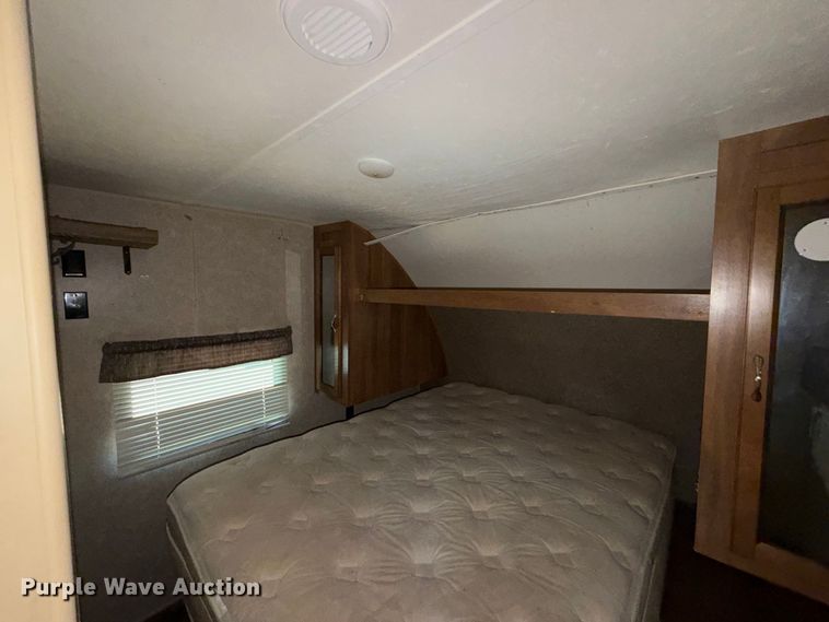 image for item FK5289 2017 Forest River Catalina 301BHSCK camper