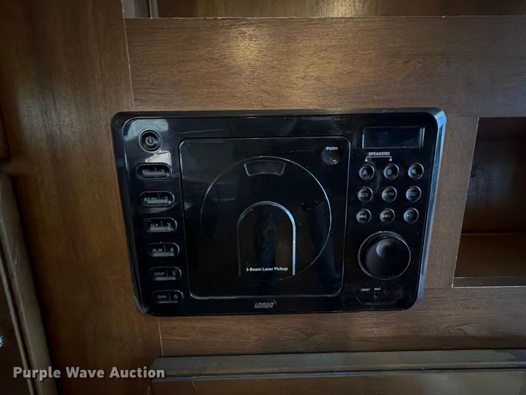 image for item FK5289 2017 Forest River Catalina 301BHSCK camper
