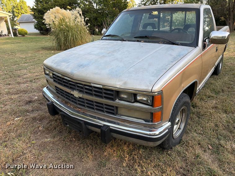 image for item FM6536 1989 Chevrolet C1500 pickup truck
