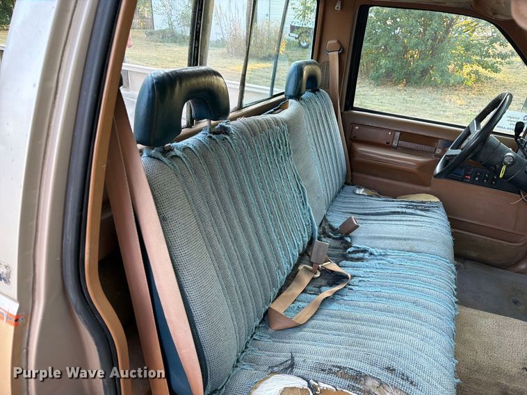image for item FM6536 1989 Chevrolet C1500 pickup truck