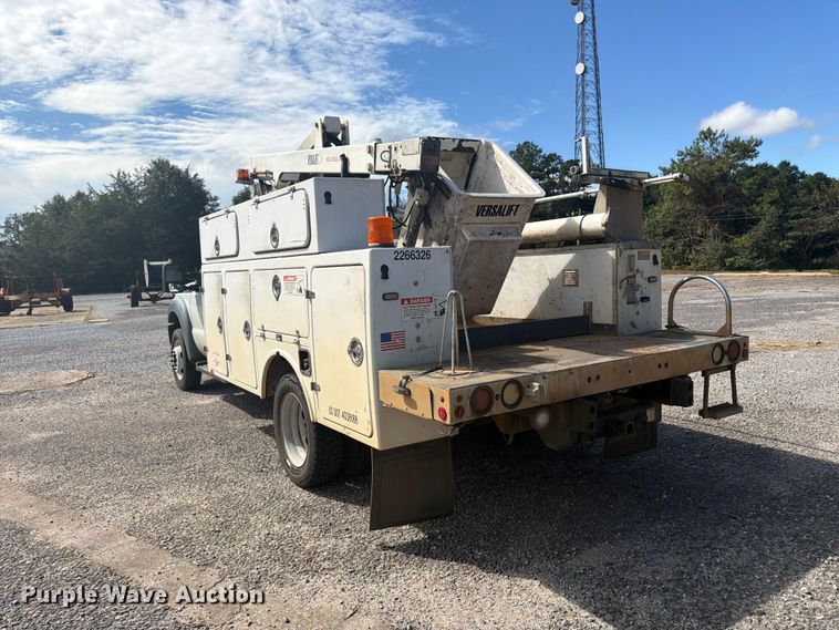 image for item FN2067 2016 Ford F450 Super Duty bucket truck