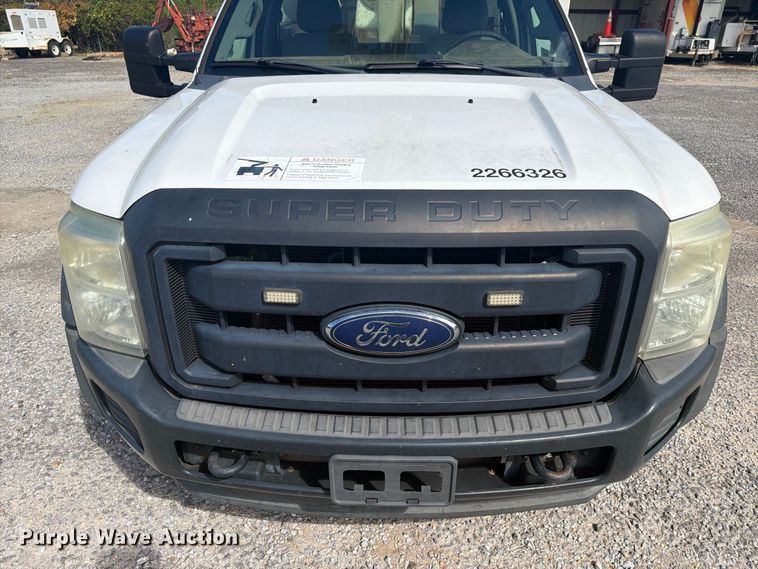 image for item FN2067 2016 Ford F450 Super Duty bucket truck