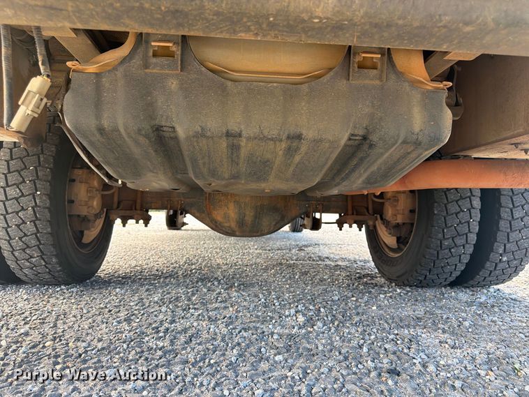 image for item FN2067 2016 Ford F450 Super Duty bucket truck