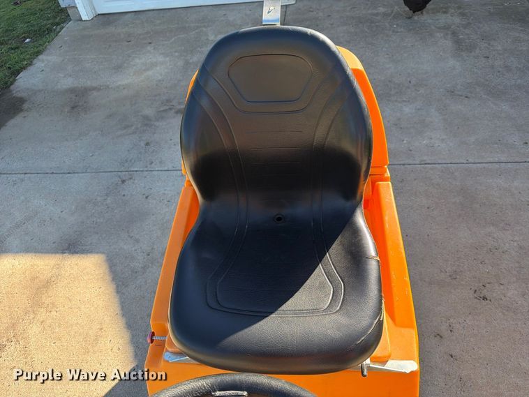 image for item FN2634 Taski CO2500 floor scrubber