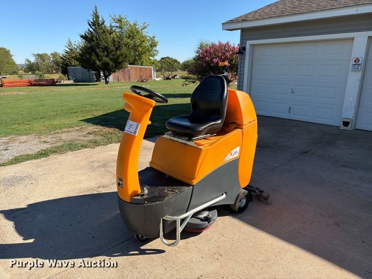 image for item FN2635 Taski CO2500 floor scrubber