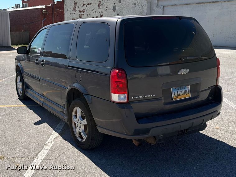 image for item FN2636 2008 Chevrolet Uplander handicap accessible van