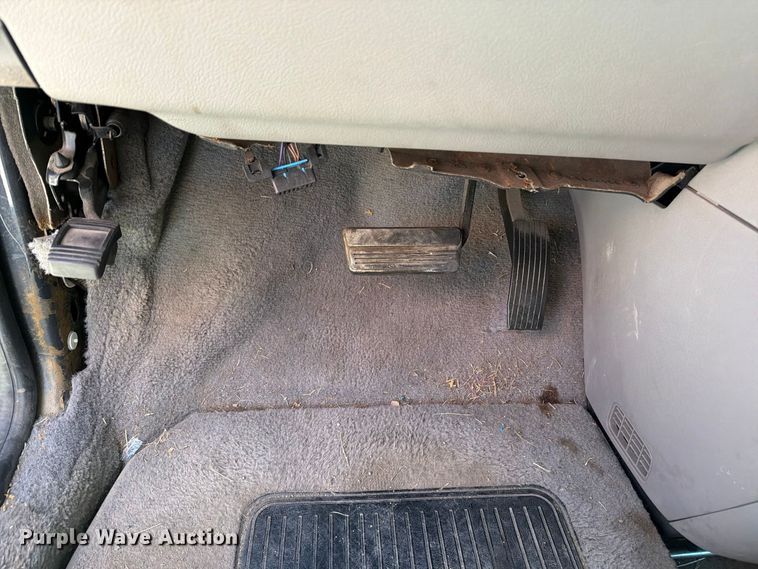 image for item FN2636 2008 Chevrolet Uplander handicap accessible van