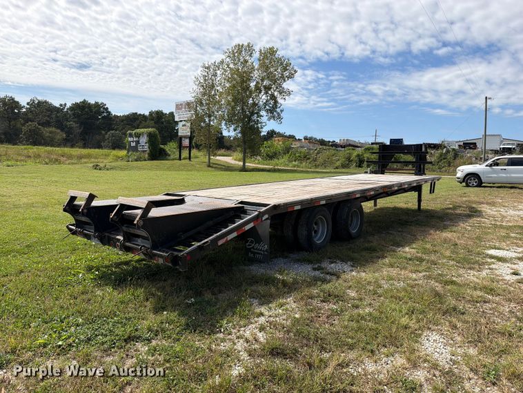 image for item FN5881 2007 Delta FS equipment trailer