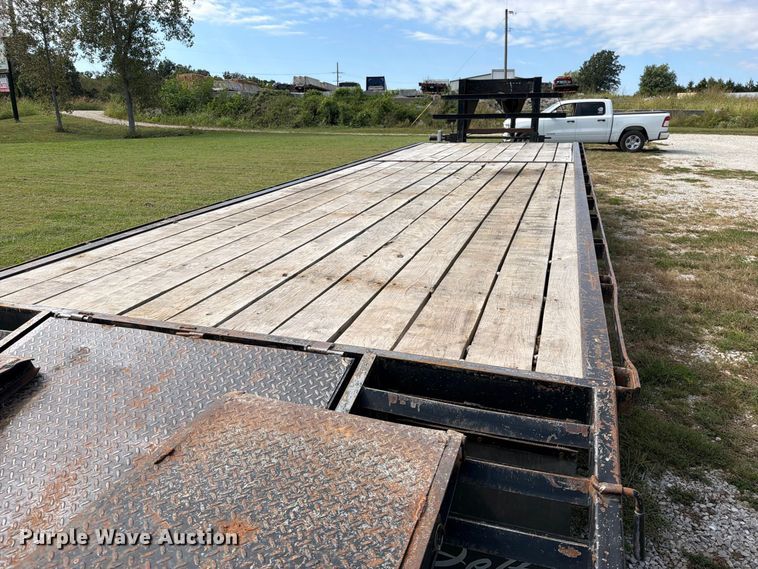 image for item FN5881 2007 Delta FS equipment trailer
