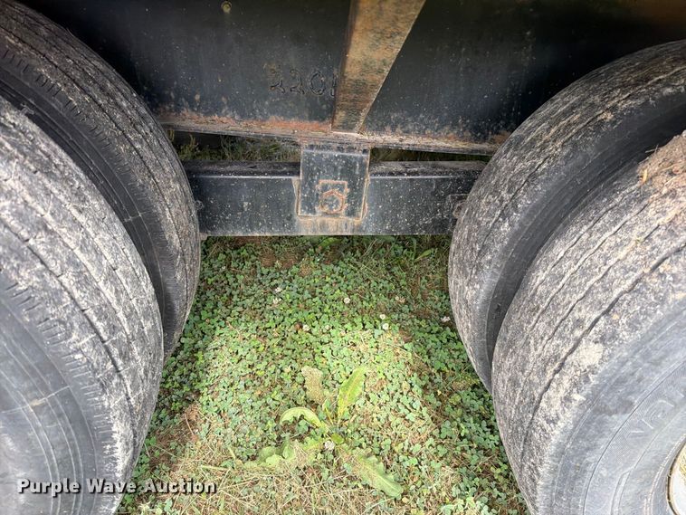 image for item FN5881 2007 Delta FS equipment trailer