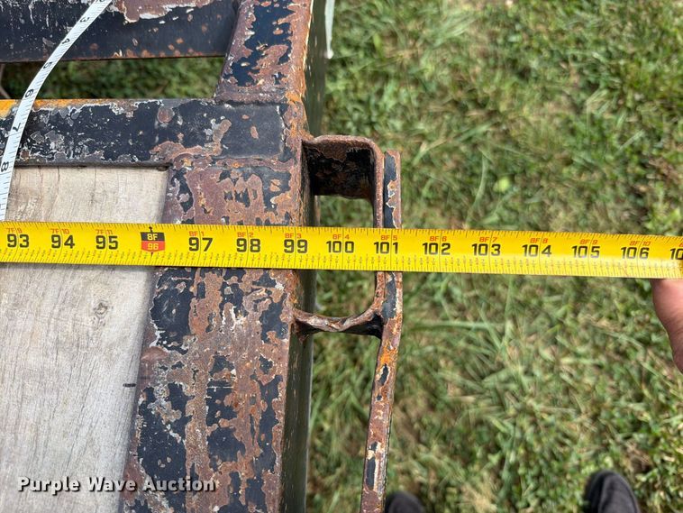 image for item FN5881 2007 Delta FS equipment trailer