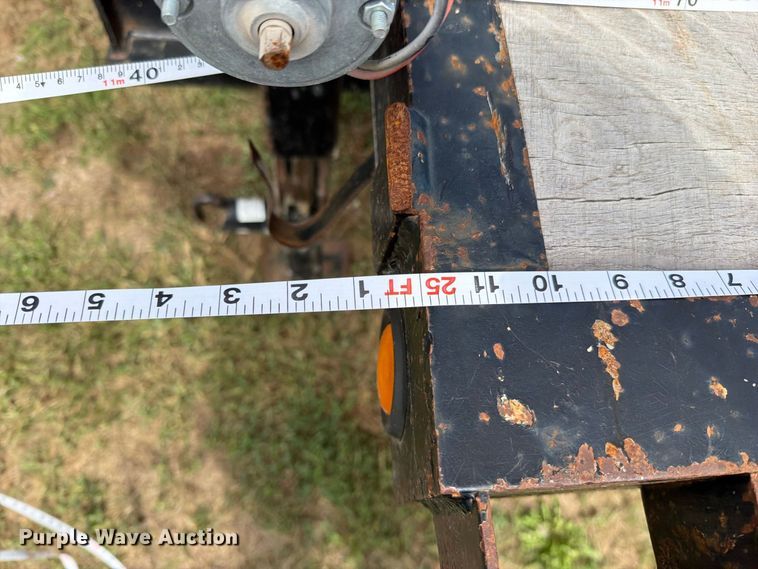 image for item FN5881 2007 Delta FS equipment trailer