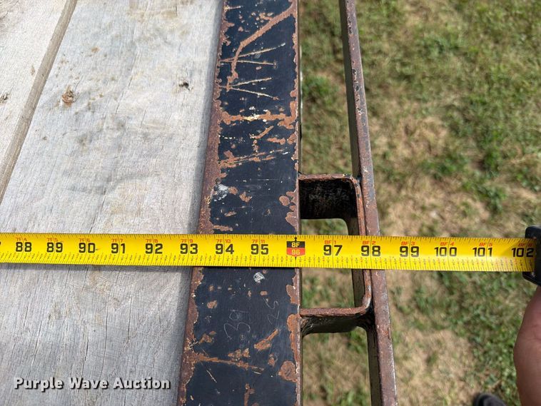 image for item FN5881 2007 Delta FS equipment trailer