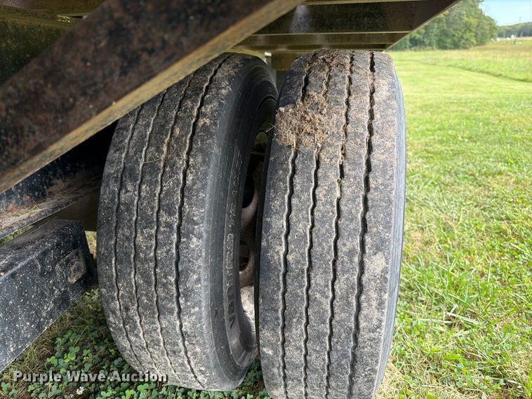image for item FN5881 2007 Delta FS equipment trailer