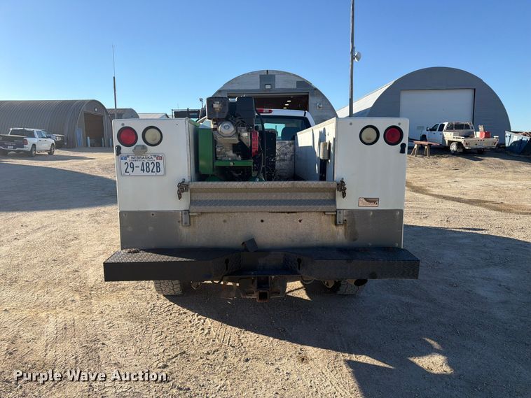 image for item FP3134 2011 Chevrolet Silverado 2500HD utility bed pickup truck