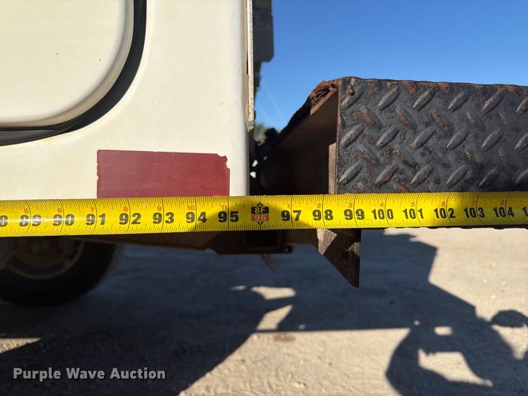 image for item FP3134 2011 Chevrolet Silverado 2500HD utility bed pickup truck