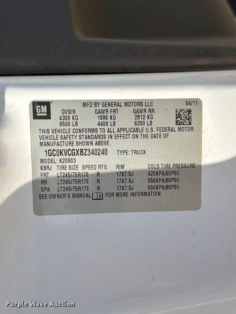 image for item FP3134 2011 Chevrolet Silverado 2500HD utility bed pickup truck