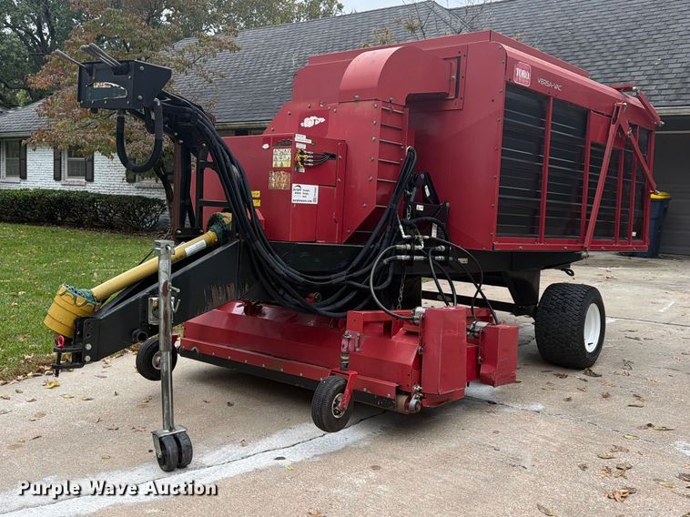 image for item FP4087 Toro Versa-Vac lawn sweeper
