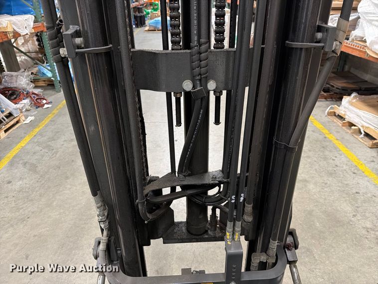 image for item FT3020 2018 UniCarriers BXC40N forklift